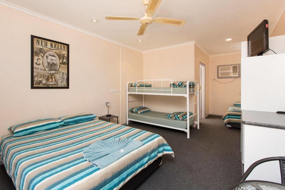 Wentworth Central Motor Inn מראה חיצוני תמונה