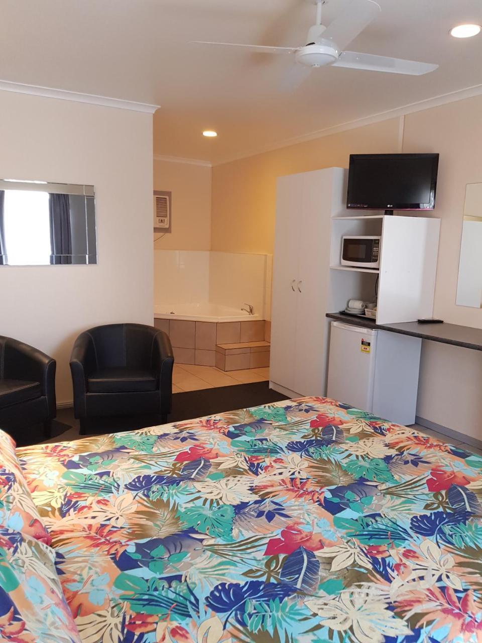 Wentworth Central Motor Inn מראה חיצוני תמונה