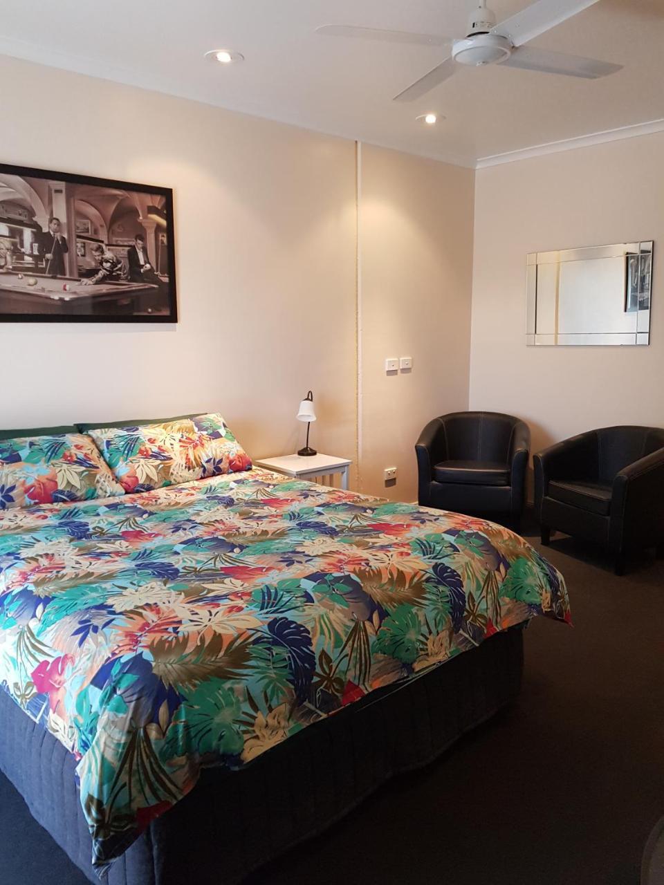 Wentworth Central Motor Inn מראה חיצוני תמונה