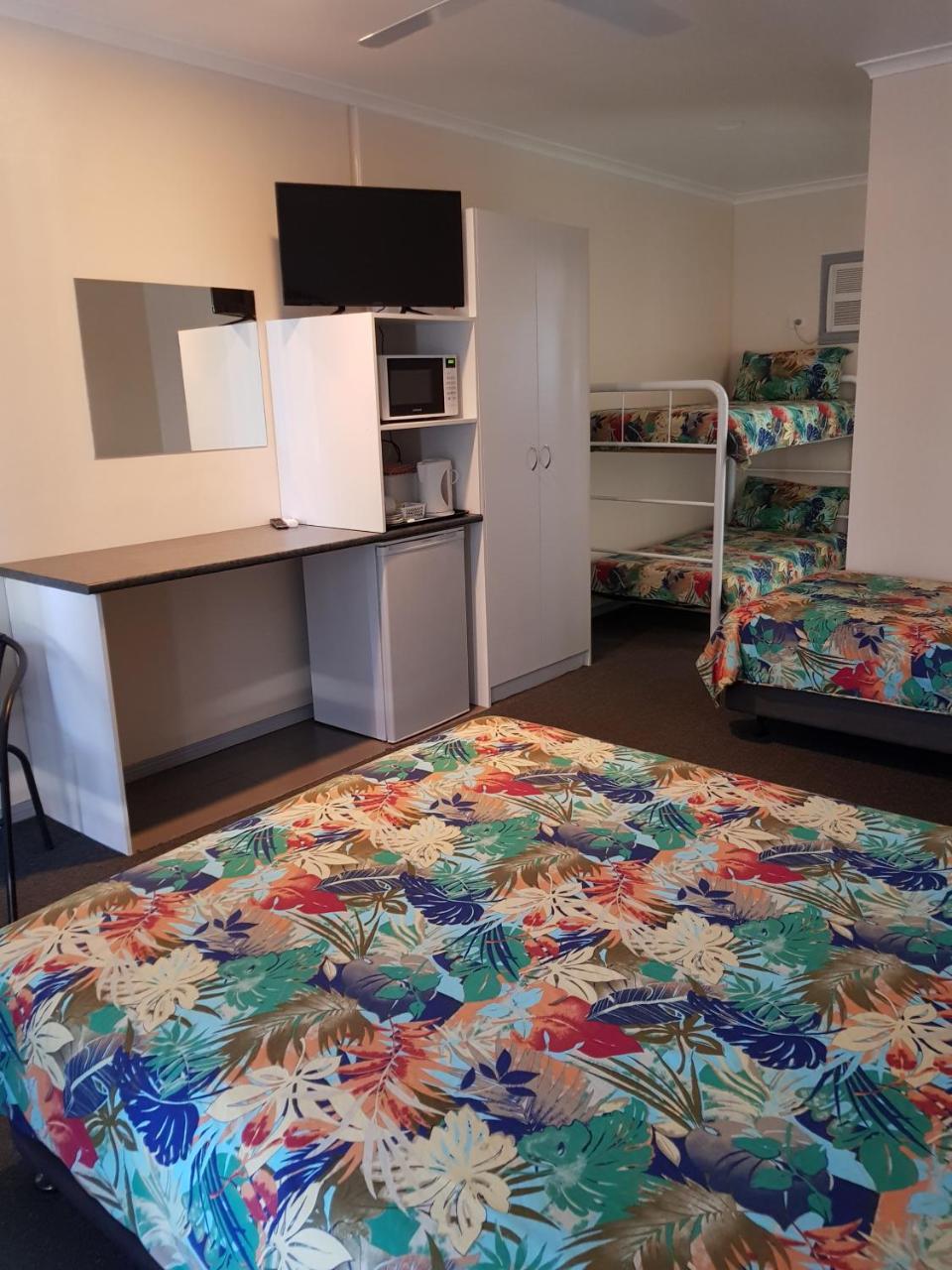 Wentworth Central Motor Inn מראה חיצוני תמונה